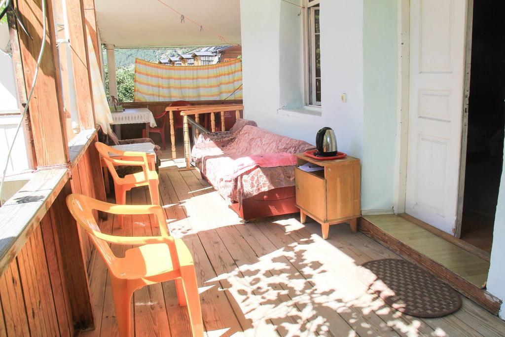 Dodo Japaridze Guesthouse Mestia Esterno foto